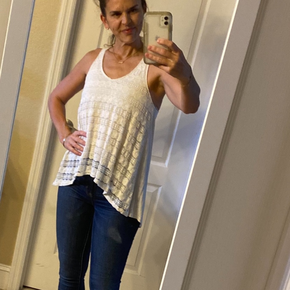 Size Small Cute Assymetric Top